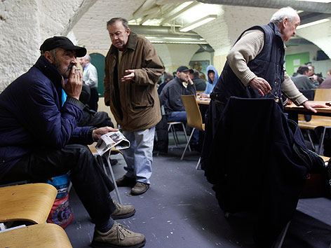 Obdachlose in der Caritas-Einrichtung Gruft