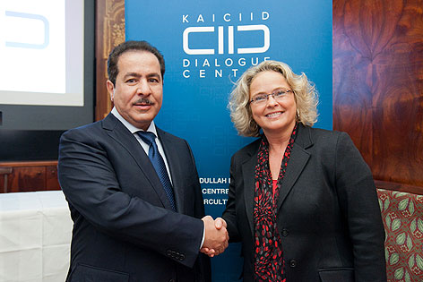 Faisal Abdulrahman Bin Muaammar (KAICIID Generalsekretär), Claudia Bandion-Ortner (KAICIID Vize Generalsekretärin)