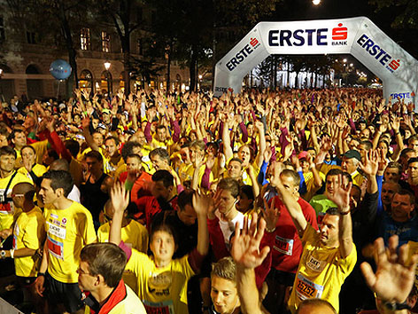 Teilnehmer am Vienna Night Run 2012