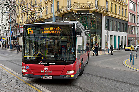13a 13A Bus