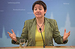 Gesundheitsstadträtin Sonja Wehsely (SPÖ) bei Pressekonferenz