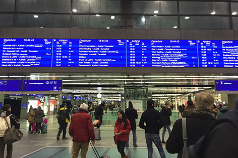 Anzeigetafel am Hauptbahnhof