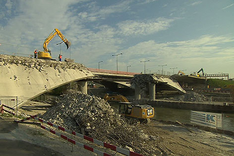 Abriss der Erdberger Brücke