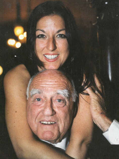 Hannah Lessing mit ihrem Vater Erich, 2001