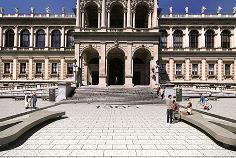 Neugestaltung Uni Wien Vorplatz