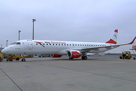 Embraer-Jet der AUA in Wien-Schwechat