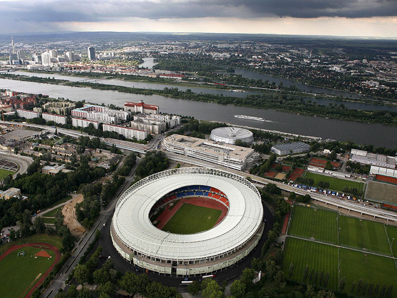 Flugaufnahme vom 29. Mai 2007 des Ernst Happel-Stadions in Wien