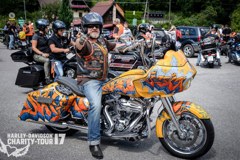 Motorradfahrer bei Harley-Davidson-Charity-Tour  2017