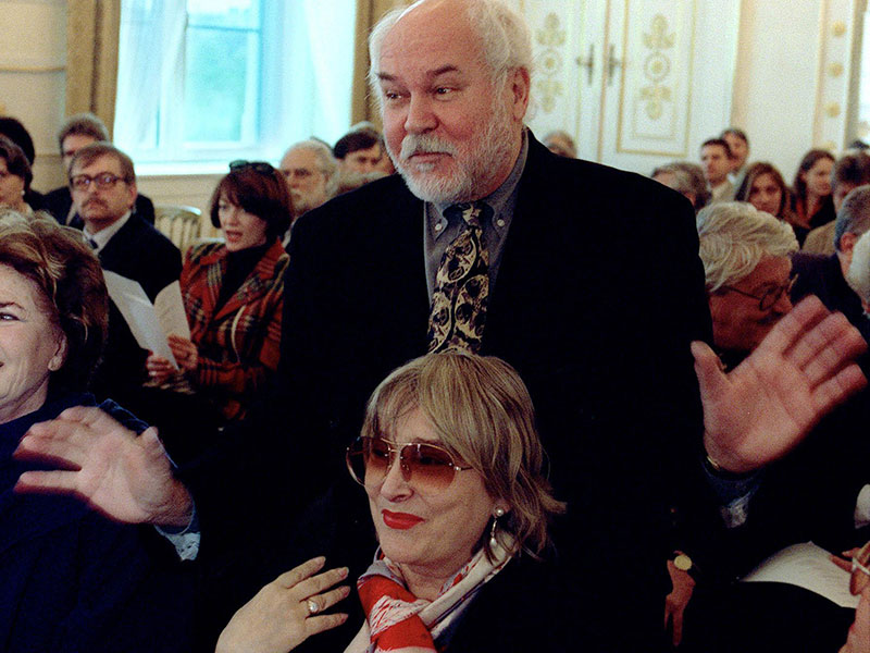 Adolf Frohner mit Volkstheater-Direktorin Emmy Werner, 1999
