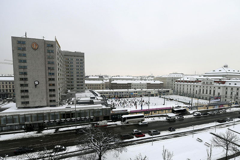 Der Wiener Eislaufverein zwischen Hotel Intercont und Konzerthaus am Heumarkt