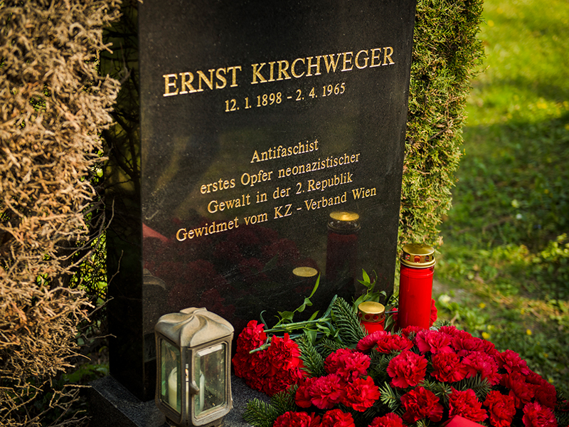 Grab von Ernst Kirchweger am Hietzinger Friedhof